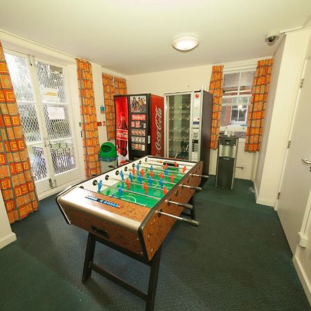 Hostel Evelyn Gardens Londýn Exteriér fotografie