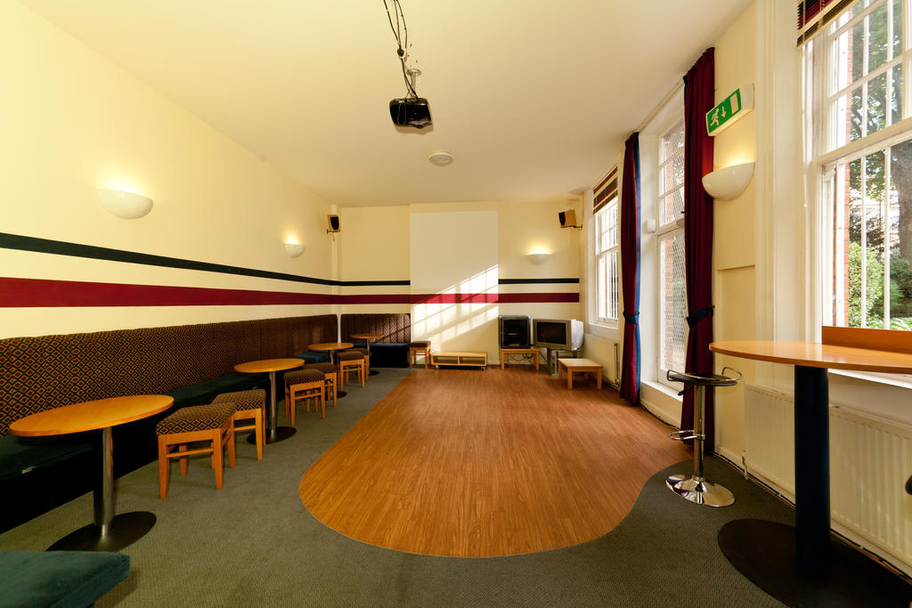 Hostel Evelyn Gardens Londýn Exteriér fotografie