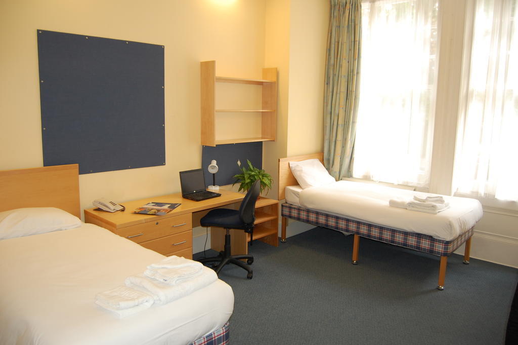 Hostel Evelyn Gardens Londýn Pokoj fotografie