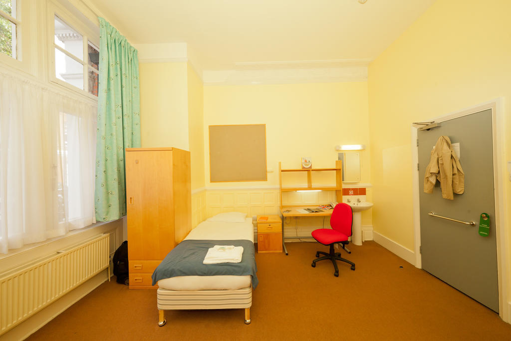 Hostel Evelyn Gardens Londýn Pokoj fotografie